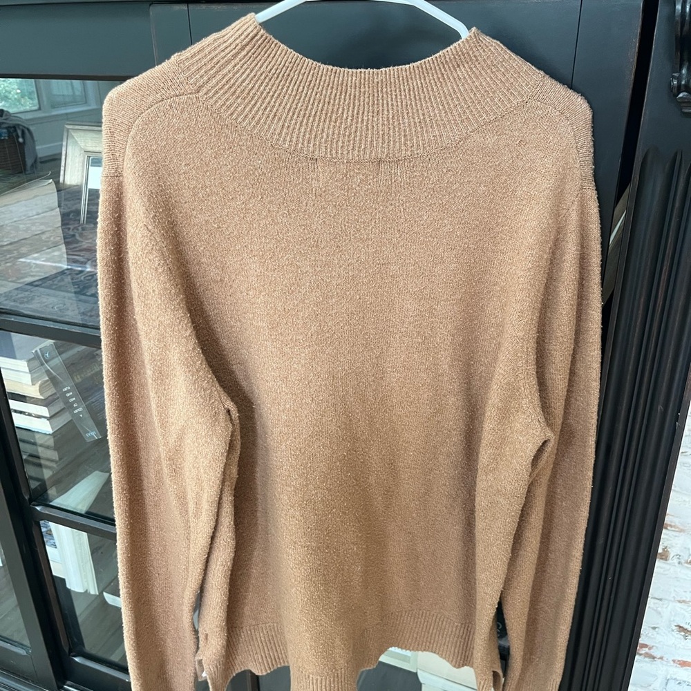 Old Navy Long Sleeve Sweater. Women’s Sz-XL. Neutral Camel. Tunic Length. - Picture 6 of 6